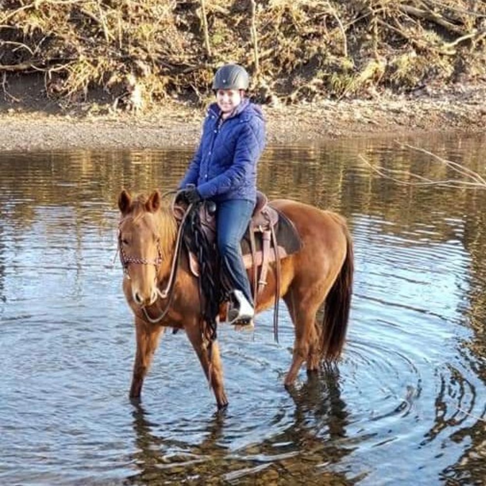 Meet your Posher, Whitney